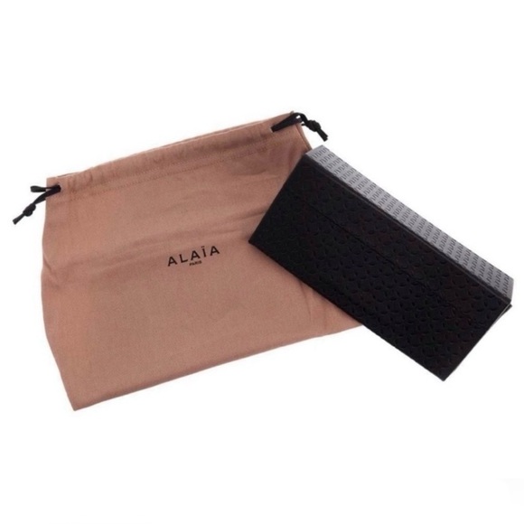 NEW Alaïa Paris Sunglasses AA0043S - Picture 7 of 10